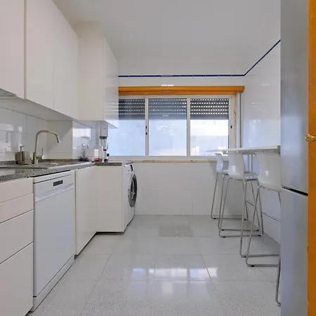 Apartment Modern & Cozy Near Sintra Algueirão-Mem Martins