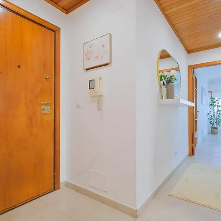 Apartment Modern & Cozy Near Sintra Algueirão-Mem Martins