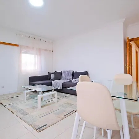 Modern & Cozy Near Sintra Algueirão-Mem Martins